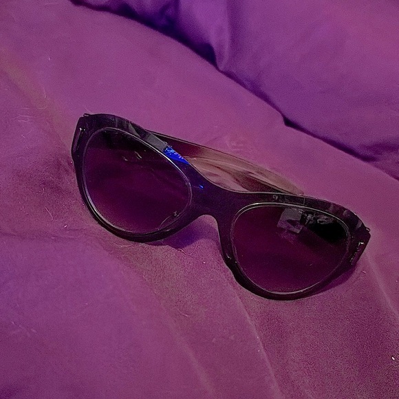 Authentic Christian Dior, Chic Black sunglasses - Picture 1 of 15